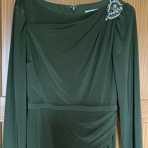 Ieena for MacDuggal Jersey Gown w/Brooch, Olive Green, Size 4